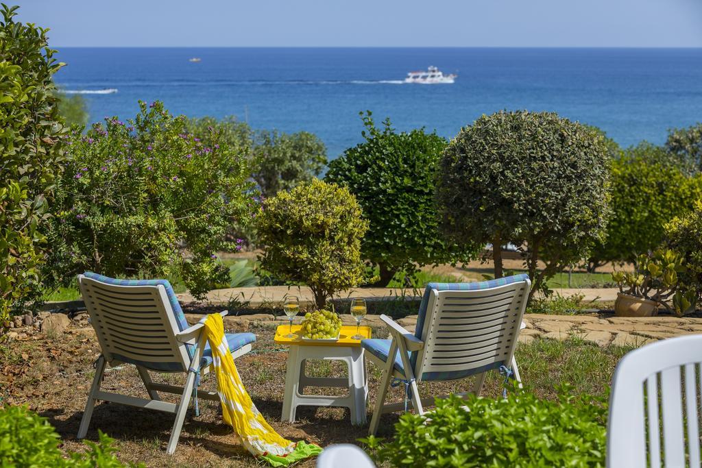 Protaras Beachfront Sirina Lina Suite 파라림니 외부 사진