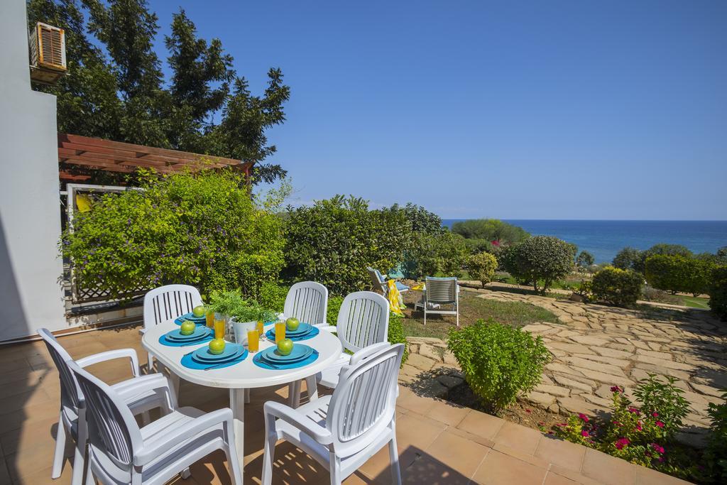 Protaras Beachfront Sirina Lina Suite 파라림니 외부 사진
