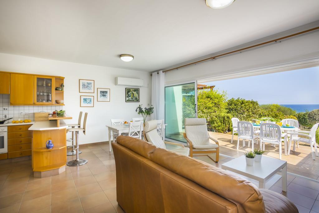 Protaras Beachfront Sirina Lina Suite 파라림니 외부 사진