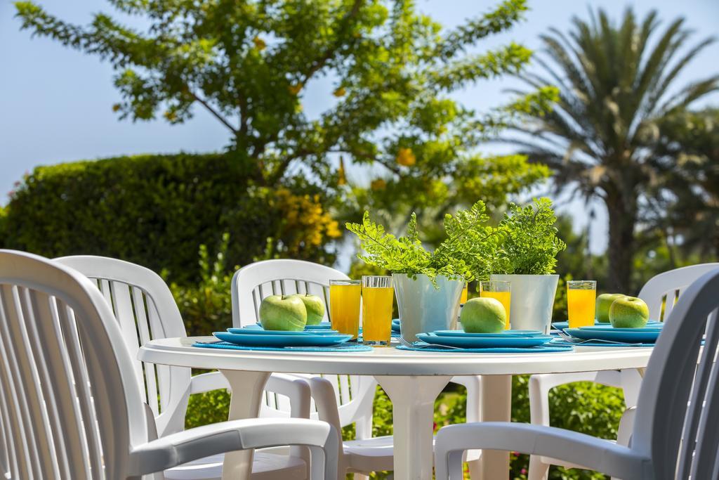 Protaras Beachfront Sirina Lina Suite 파라림니 외부 사진