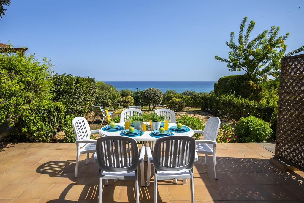 Protaras Beachfront Sirina Lina Suite 파라림니 외부 사진